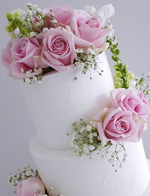 Rustic Wedding cake with pink roses Hunter Valley